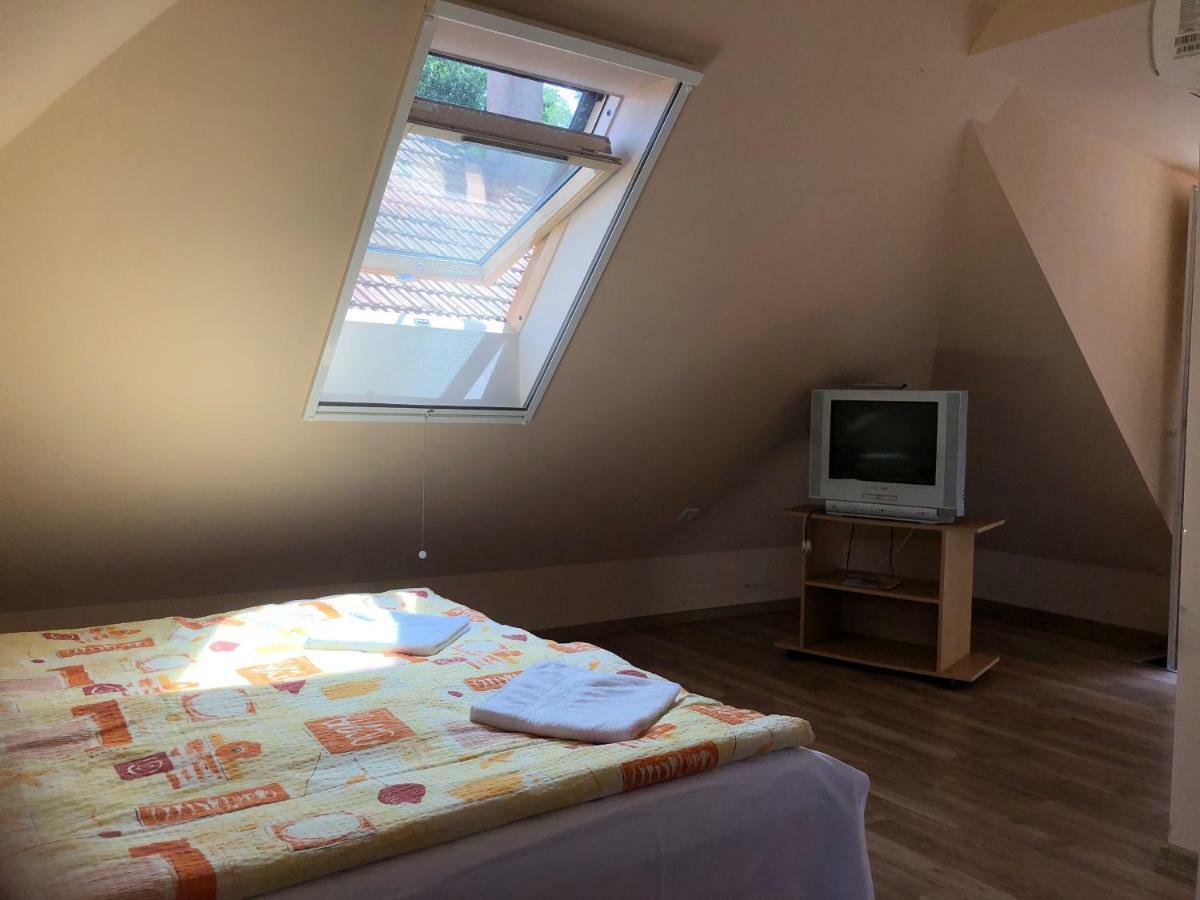 Óvár 12 Vendégház Tokaj Exterior foto